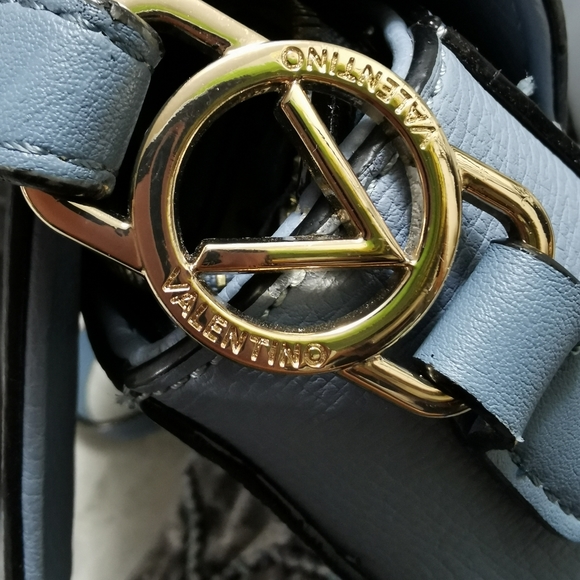 (Sold)Authentic Mario Valentino Crossbody Bag - Picture 6 of 16